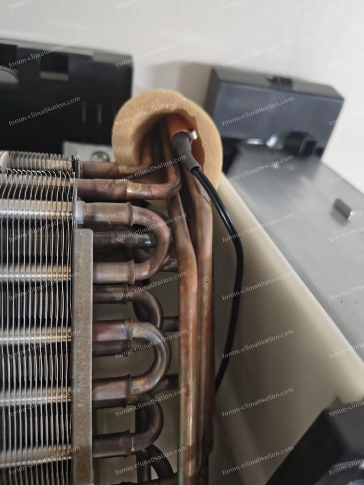 vibration unité intérieure climatiseur